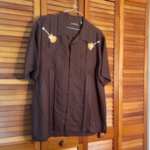 Men’s short sleeved Cubavera shirt